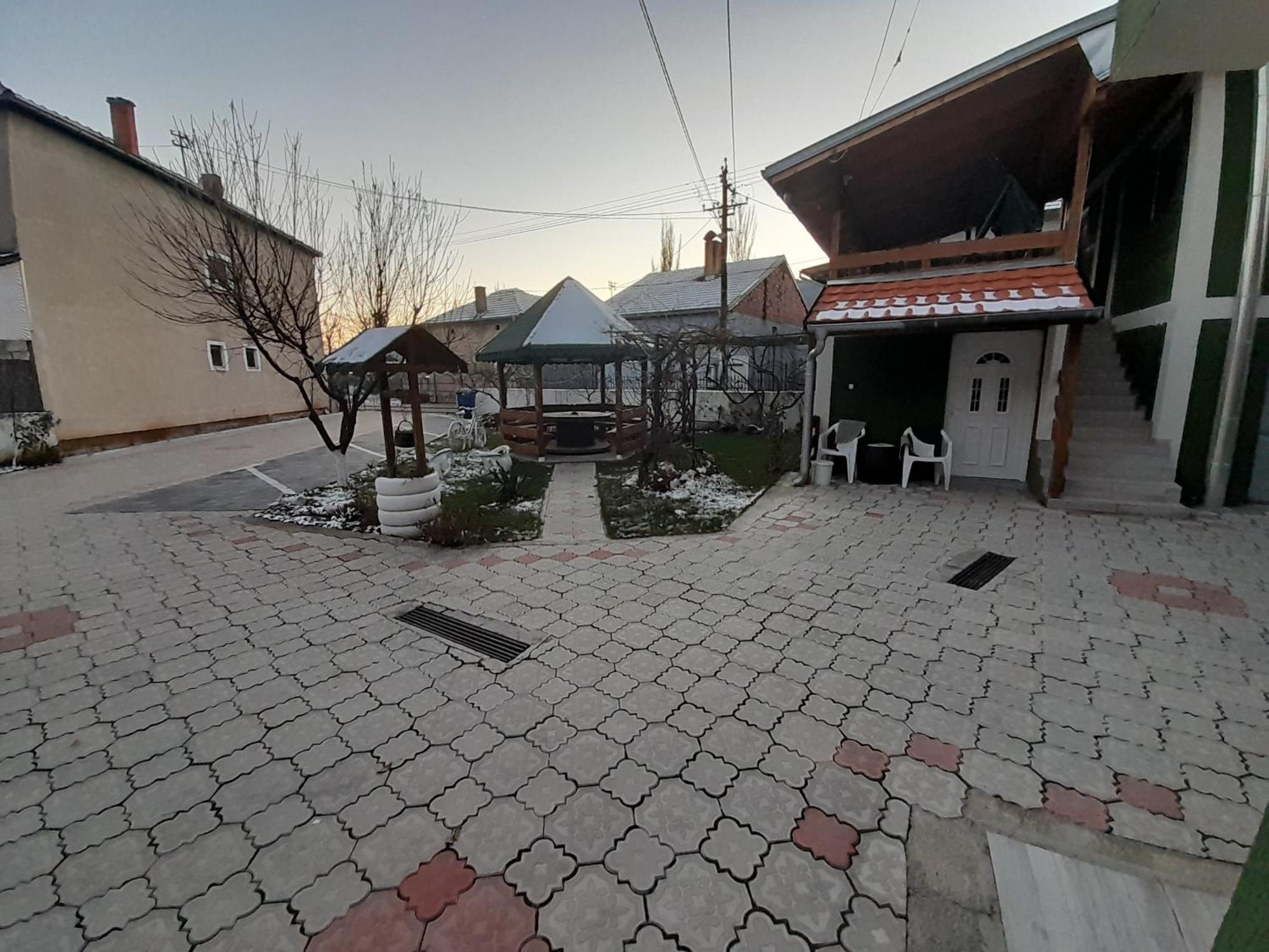 Guest House Vila Banjica Pirot Eksteriør bilde