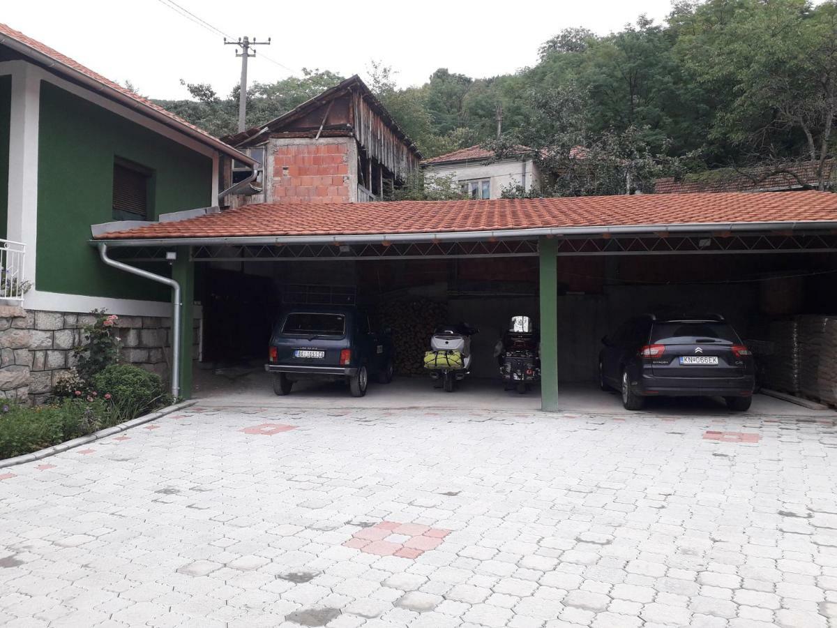 Guest House Vila Banjica Pirot Eksteriør bilde